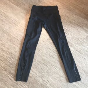 Black lululemon leggings